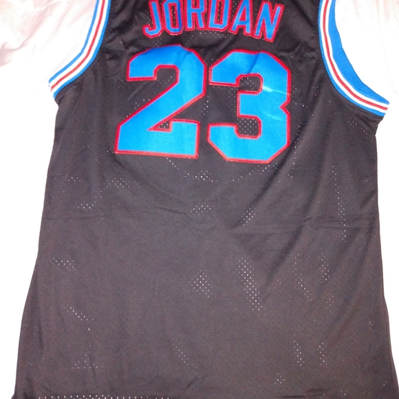 Tunesquad  Iconic Jordan jersey!Final price - Picture 2 of 2